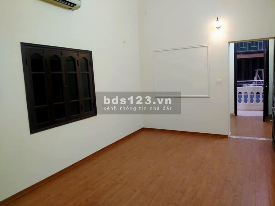 Bán nhà Lê Trọng Tấn 44m2, 3 tầng, lô góc 2 thoáng, giá chỉ 4.75 tỷ