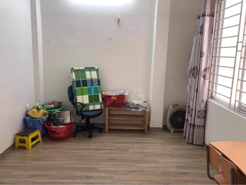 Bán nhà Bùi Xương Trạch 35m2, nhà đẹp ở ngay, mt 4m, ngõ rộng 3m, dân trí cao giá 3.3 Tỷ