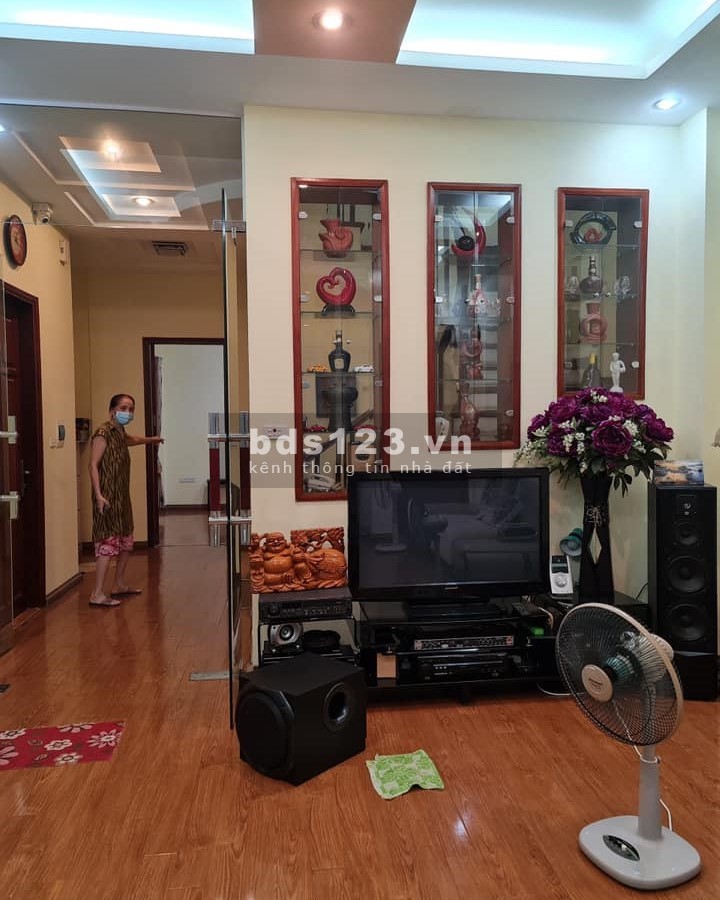 Hiếm có khó tìm khu Quan Nhân, lô góc, ngõ ba gác thông tứ tung, dt 45m, 5 tầng, giá 3,9 tỷ