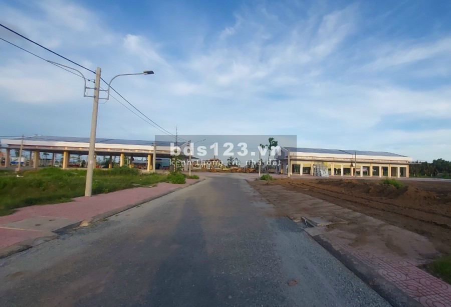 Kẹt vốn ra gấp lô đất kết nối khu công nghiệp giá siêu mềm