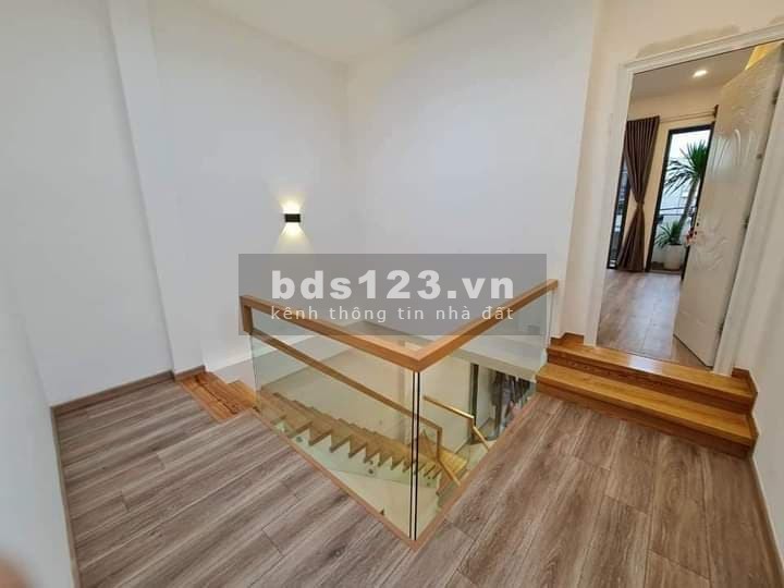 Bán nhà hẻm xe hơi, p10, Tân Bình, ngang 4.5m, 80 m2 chỉ nhỉnh 6 tỷ