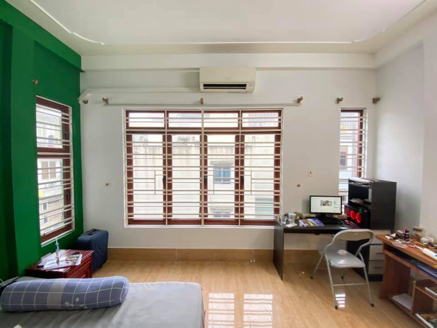 Bán Nhà Kim Giang 45m2x5T, Nhà Mới Đẹp, MT Rộng, Vài Bước Chân Ra Ô Tô Tránh 5.3 Tỷ