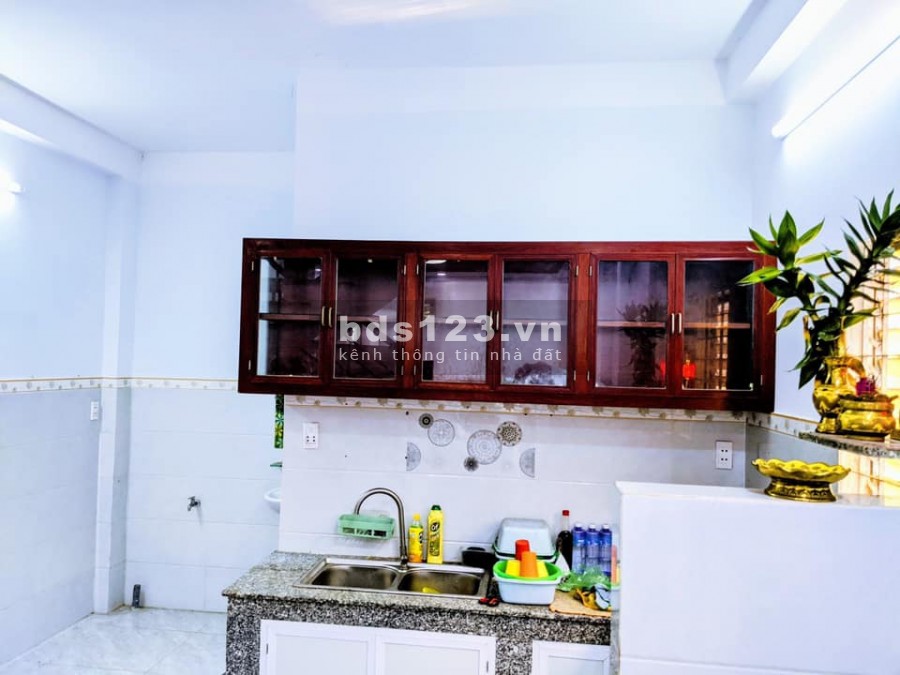 Tân Phú 45m2 giá chỉ 3 tỷ 300 4x11 Nhà 1 trệt 1 lầu, 3 phòng ngủ, tin đúng 100%
