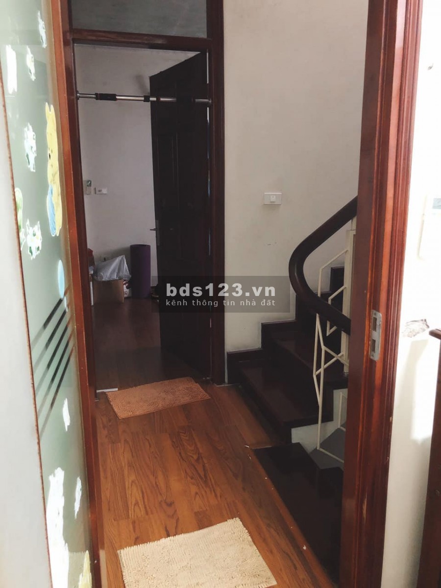 Thái Hà ngõ nông, gần phố 50m2x4 tầng, 5**tỷ, liên hệ 0988899816