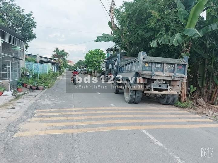 Bán sân vườn Lê Thị Hồng gần Hóc Môn, dt 313m2, ngang khủng 16m, chỉ 8.5 tỷ thương lượng