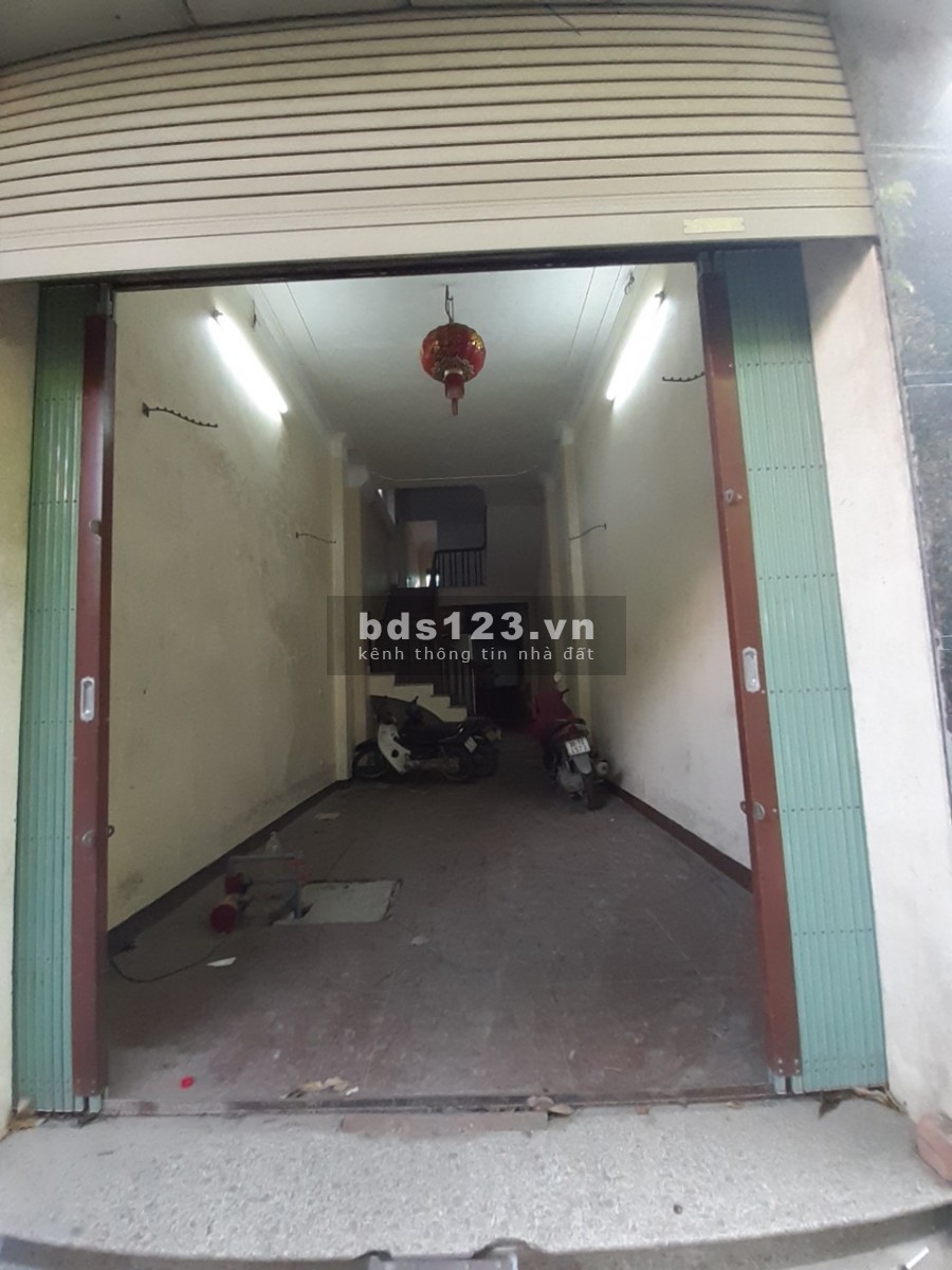 Bán gấp nhà riêng Cổ Nhuế 2, gần Học viện Cảnh sát, 73m2 giá 2,3 tỷ
