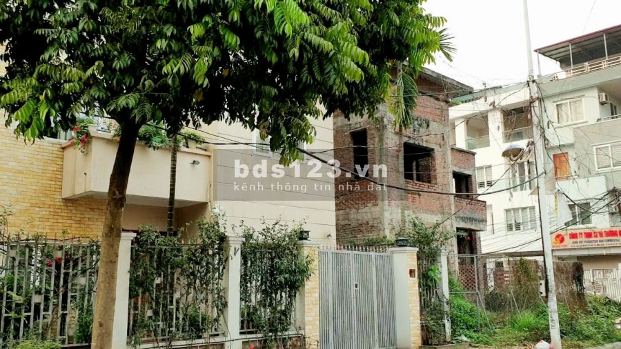 Biệt thự kđt Văn Quán, gần đường Nguyễn Khuyến, nhà xây tho, dt 220m2, 4 tầng, giá 90 triệu/m2