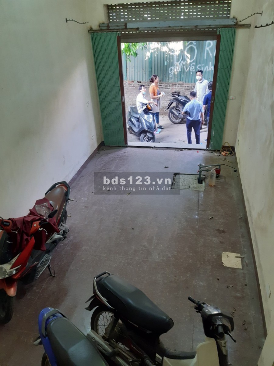 Bán gấp nhà riêng Cổ Nhuế 2, gần Học viện Cảnh sát, 73m2 giá 2,3 tỷ
