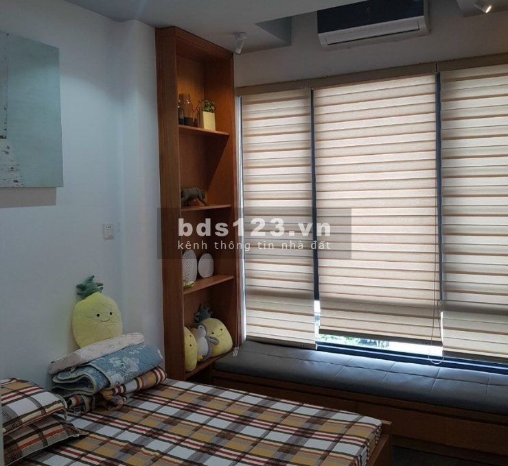 Nhà mới 3 tầng hẻm xe hơi Phó Đức Chính, Bình Thạnh, diện tích sử dụng: 59m2 giá 3,7tỷ TL