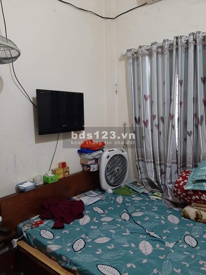 Bán nhà 4 tầng ngõ ô tô kinh doanh ngay bx Nước Ngầm, mt 3.8m