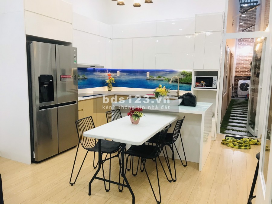 Chính chủ bán nhà 4x25 tặng nội thất 5 sao tại Mã Lò P BHH A Q Bình Tân