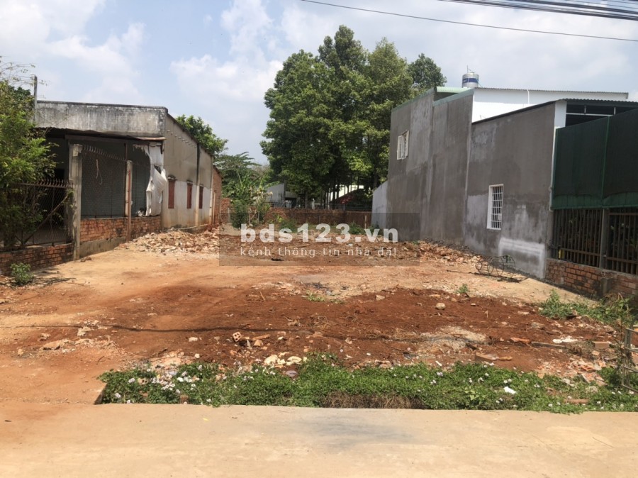 Bán đất huyện Long Thành xã Bàu cạn 540m2 có 300 thổ cư 2 tỷ 750 triệu