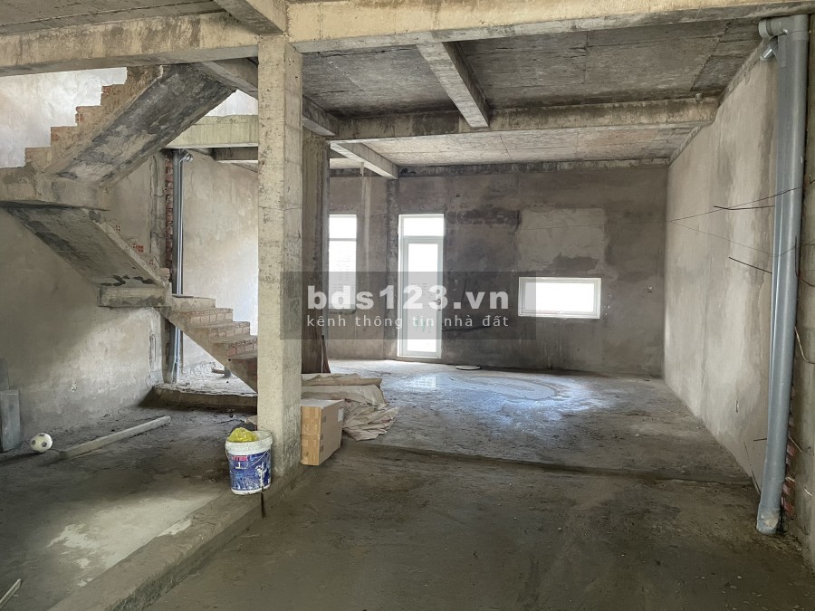 Bán gấp nhà phố Compoud Luois Graden trong KDC cao cấp Khang An
