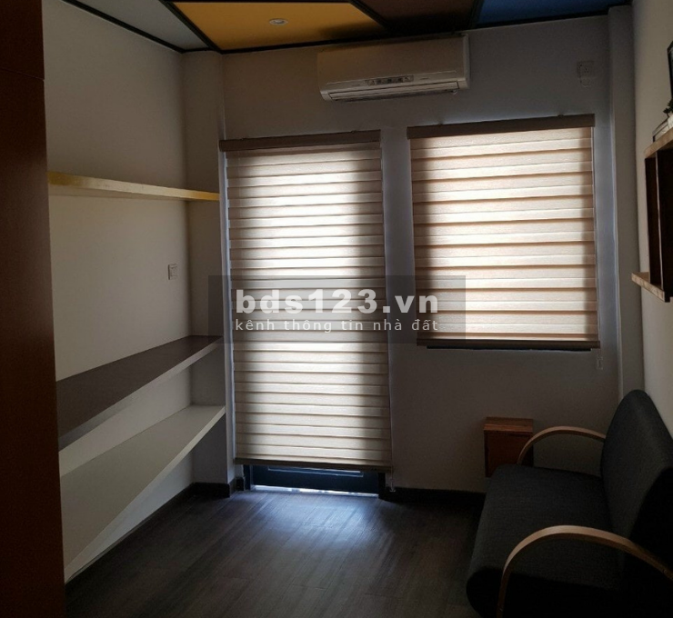 Nhà mới 3 tầng hẻm xe hơi Phó Đức Chính, Bình Thạnh, diện tích sử dụng: 59m2 giá 3,7tỷ TL