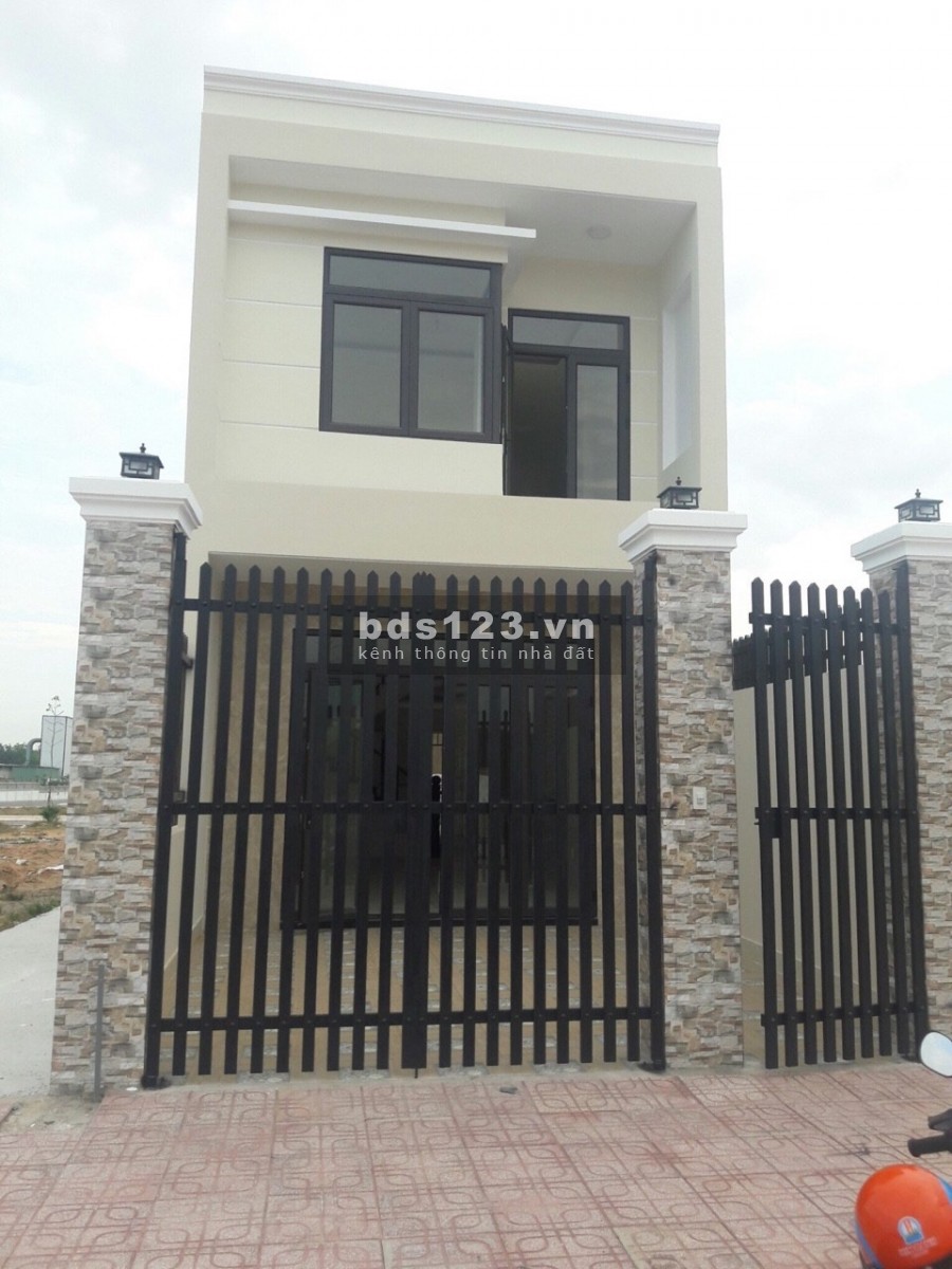 Cần bán nhà 1 trệt 1 lầu phường Hội Nghĩa, thị xã Tân Uyên, 1tỷ380 triệu