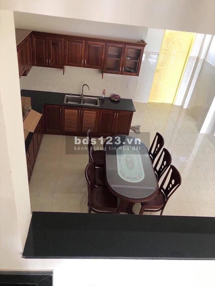 Cần bán nhà 1 trệt 1 lầu phường Hội Nghĩa, thị xã Tân Uyên, 1tỷ380 triệu