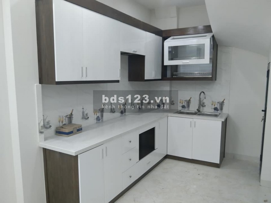 Bán nhà Phú Diễn Quận Bắc Từ Liêm, dt 43.5m2, giá 2.85 tỷ, nhà mới đẹp chưa bóc tem