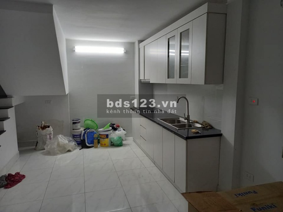 Bán nhà Tân Mai, 30m2 x 4 Tầng x MT 3.8m, ở ngay, 20m ra mặt phố…