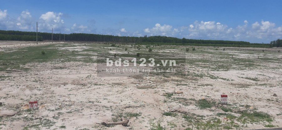 Bán mấy lô sát Sân bay Hồ Tràm, cạnh bên KCN Đất Đỏ, sổ…