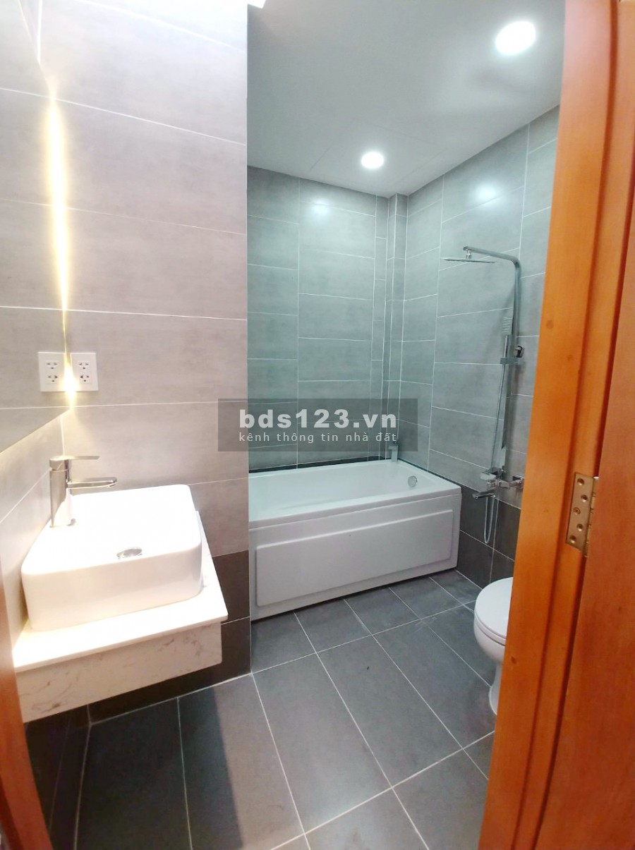 Nhà (48m2/lửng, lầu BTCT) hẻm đường Dương Bá Trạc P2 Q8