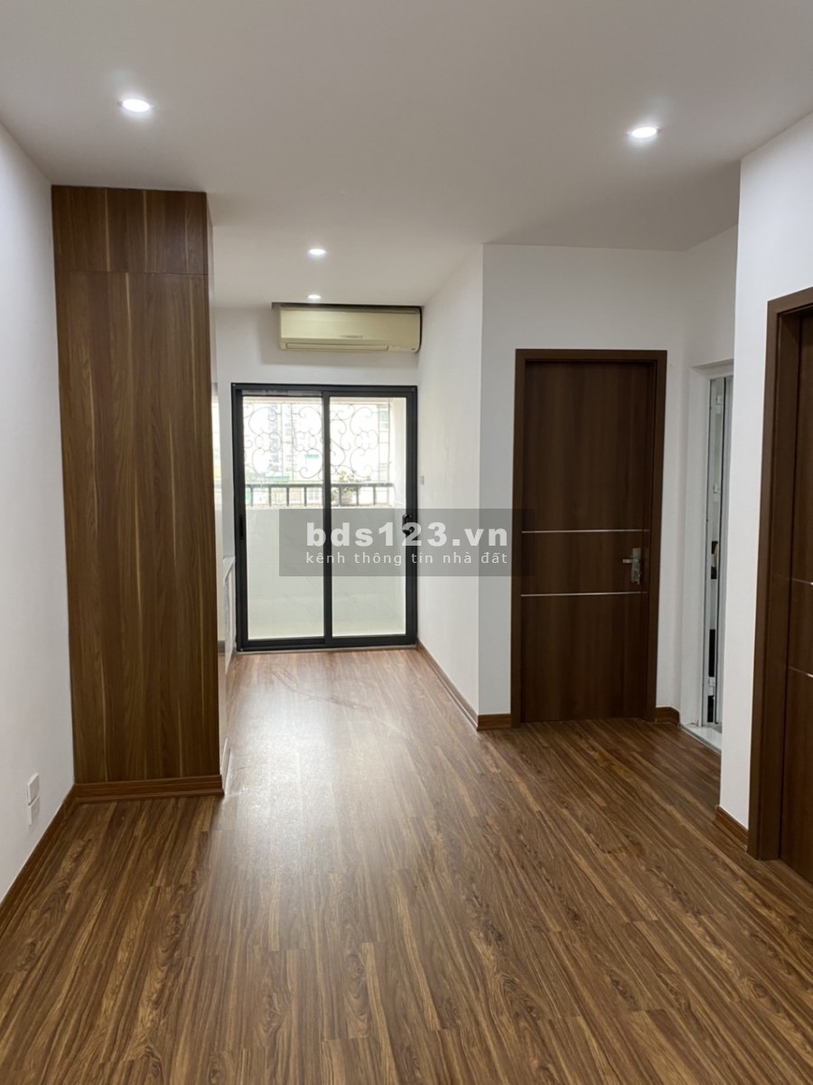 Bán nhà Trung Kính, Yên Hoà. Gần phố, ngõ thông rộng. 36m2x5T đẹp. Giá 3.5 tỷ. LHCC 0936522290