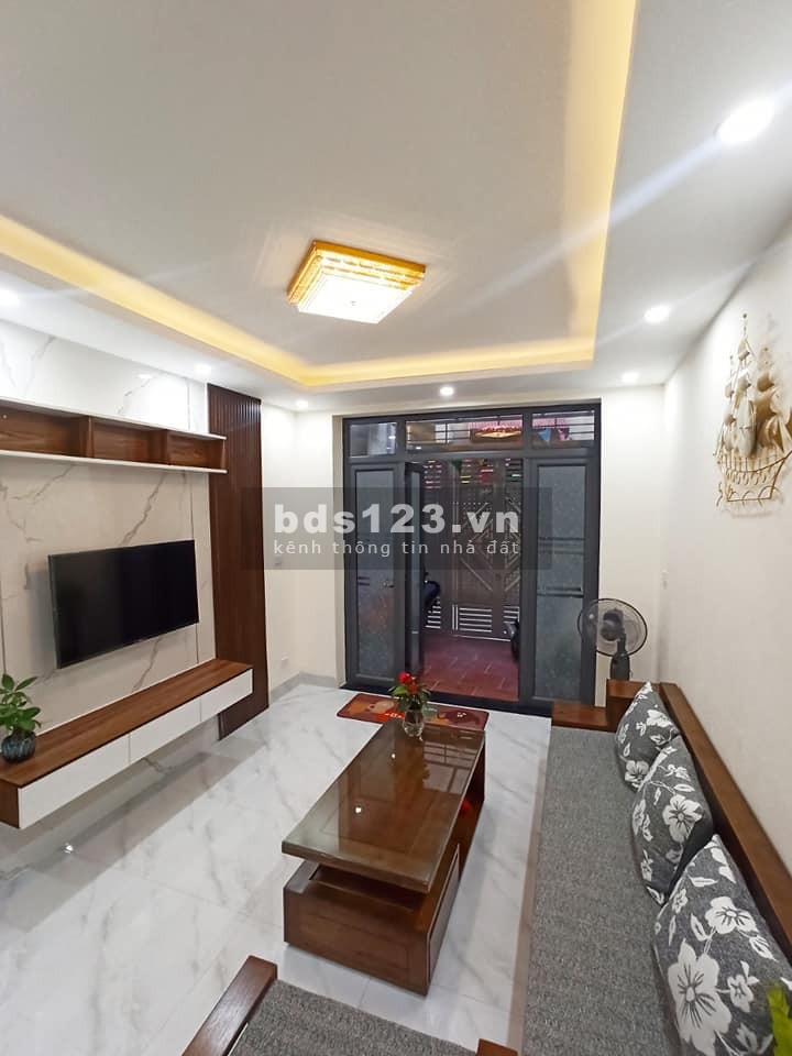 Bán nhà Yên Hòa, ngõ rộng thênh thang 3 gác phi ầm ầm, 31m2, 2.65 tỷ