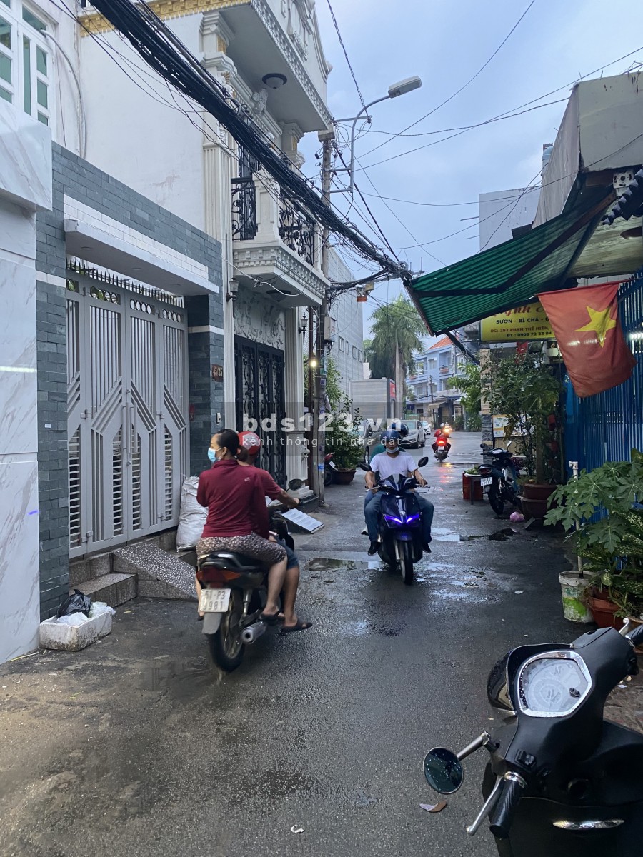 Nhà Hẻm 45 HXH hẻm thông Dạ Nam 1 Lửng 2 Lầu ST
