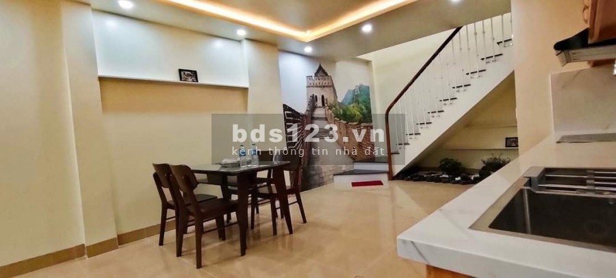 Bán nhà Đình Thôn - Mỹ Đình, diện tích 40m2 x 5 tầng, mặt tiền 4,5m, 3.65 tỷ