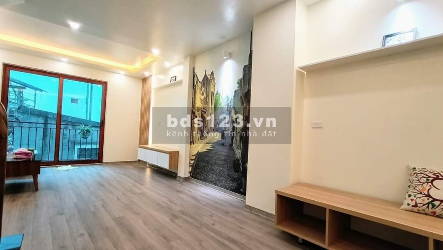 Bán nhà Đình Thôn - Mỹ Đình, diện tích 40m2 x 5 tầng, mặt tiền 4,5m, 3.65 tỷ