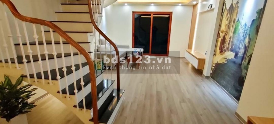 Bán nhà Đình Thôn - Mỹ Đình, diện tích 40m2 x 5 tầng, mặt tiền 4,5m, 3.65 tỷ