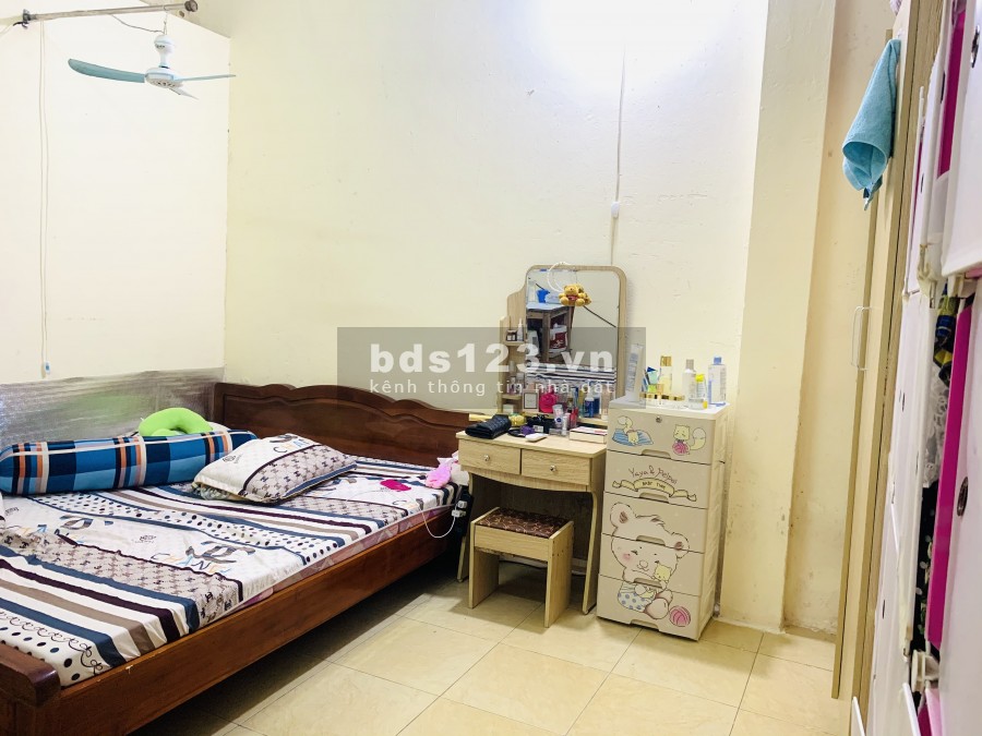 Cần tìm 1 bạn nữ ở ghép ngõ 68 Cầu Giấy