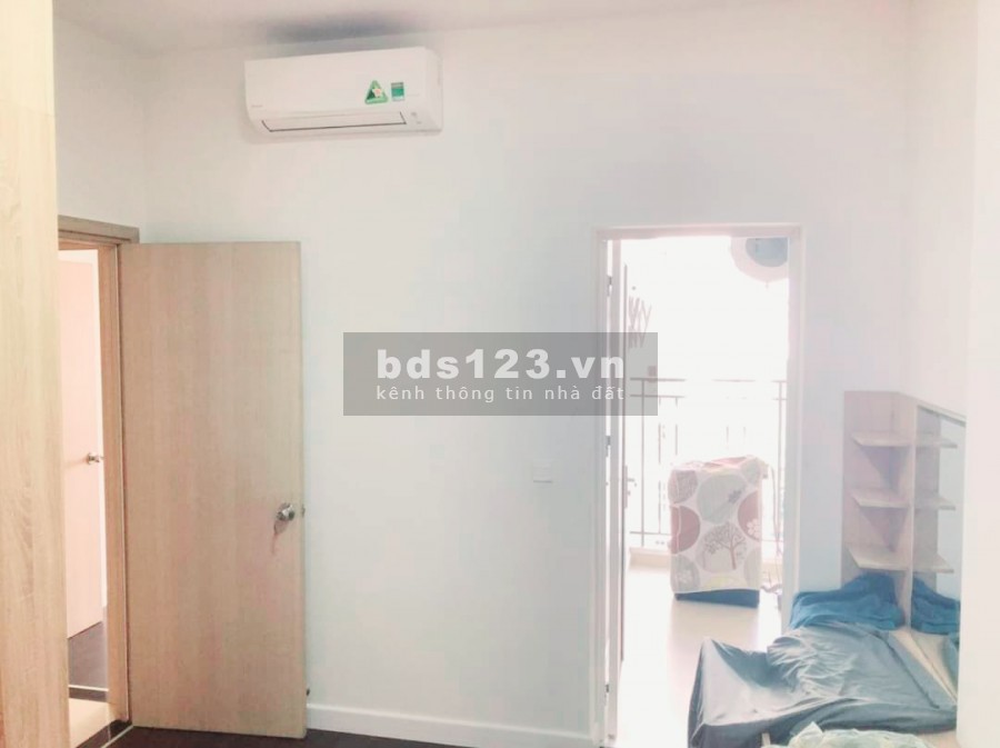 Cho thuê CHCC Golden Mansion 70m2 2PN, 2WC, 15tr/th view sân bay, nhà đẹp nội thất đầy đủ