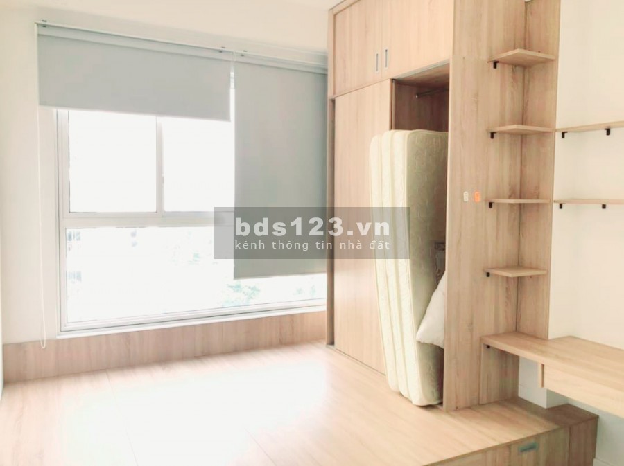 Cho thuê CHCC Golden Mansion 70m2 2PN, 2WC, 15tr/th view sân bay, nhà đẹp nội thất đầy đủ