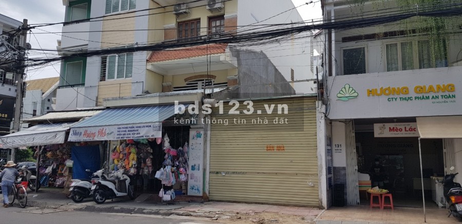Bán đất mặt tiền 129 Nguyễn Trãi, p. Phước Tiến, tp. Nha Trang.