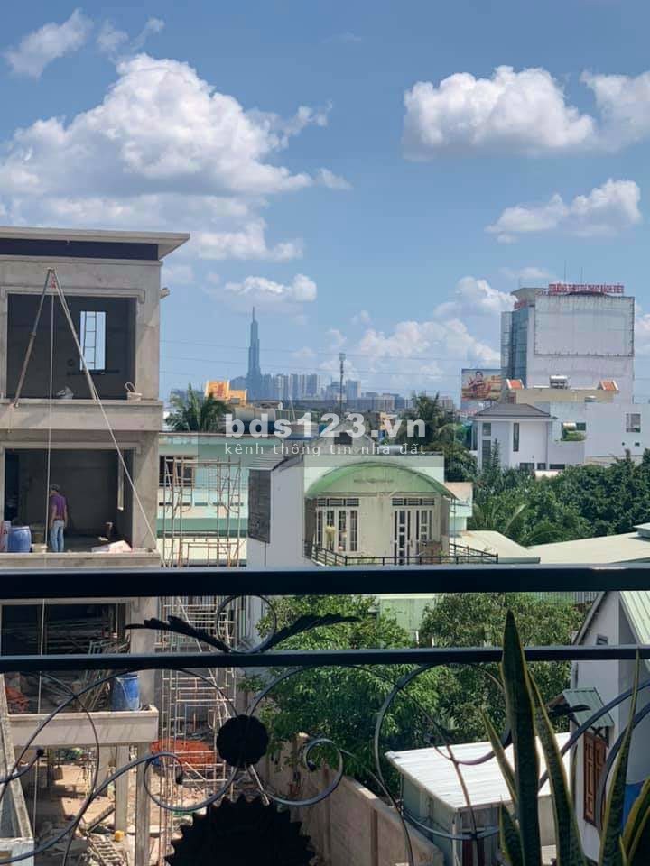 Cho thuê nhà hxh quốc lộ 13, Hiệp Bình Phước, nhà mới 1 trệt 3 lầu