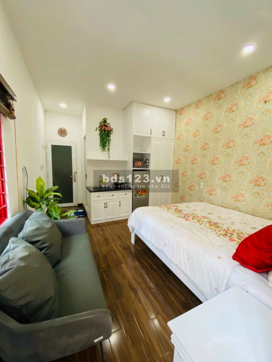 Cho thuê nhà nguyên căn gần phố tây Bùi Viện, khu dân cư