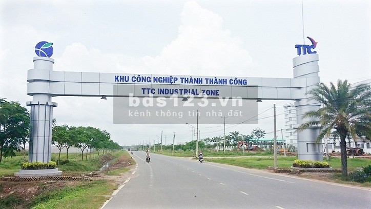 View nhìn ra núi bà Đen, đất đẹp, tiện nghi xung quanh đầy đủ giá 280tr/nền