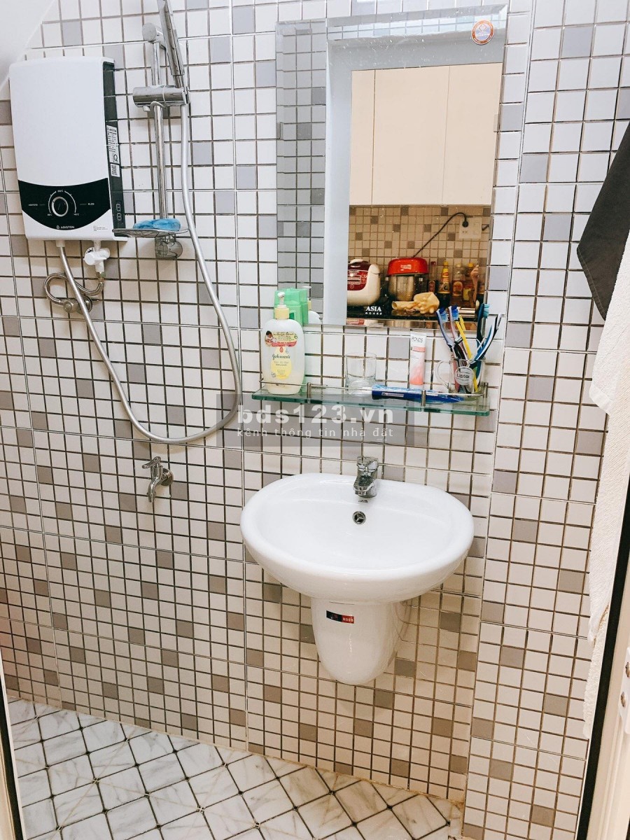 Nhà mới ở ngay – đường Trịnh Định Trọng Tân Phú – 2 Tầng – Giá 3 tỷ