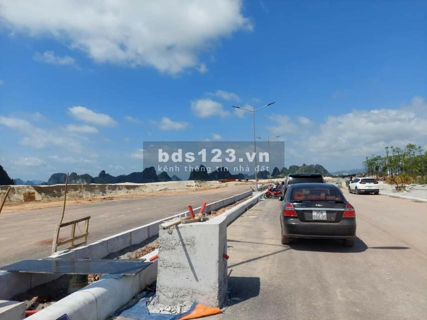 Tôi cần bán suất ngoại giao đất nền mặt biển khu đô thị Ocean Park Vân Đồn, Quảng Ninh, giá 30tr/m2