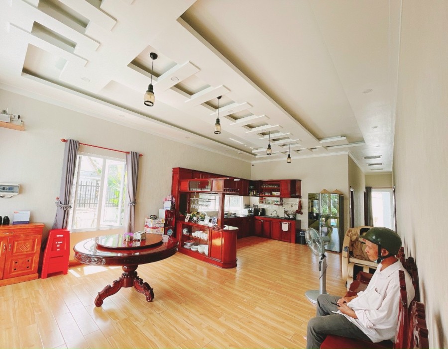 Cần bán nhà biệt thự hồ bơi sân vườn, view sông, vượng khí, khu dân cư