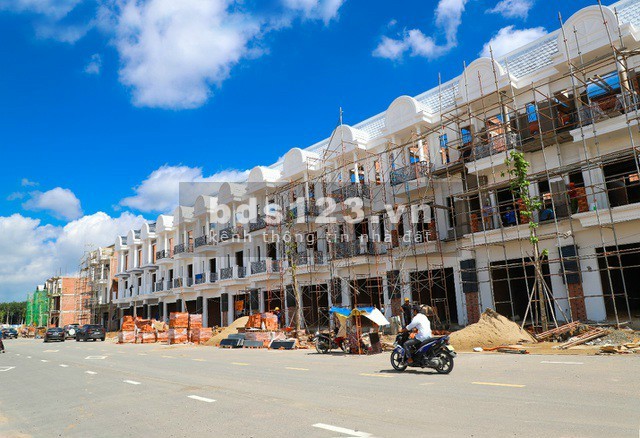 Bán đất nền ở sân bay Quốc Tế Long Thành ,đầu tư sinh lời cao LH 0981.946.210,,ngân hàng hỗ trợ cho Qúy Khách hàng 70% 10 năm đến 20 năm