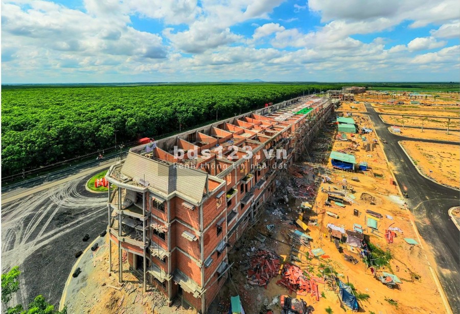 Bán đất nền ở sân bay Quốc Tế Long Thành ,đầu tư sinh lời cao LH 0981.946.210,,ngân hàng hỗ trợ cho Qúy Khách hàng 70% 10 năm đến 20 năm