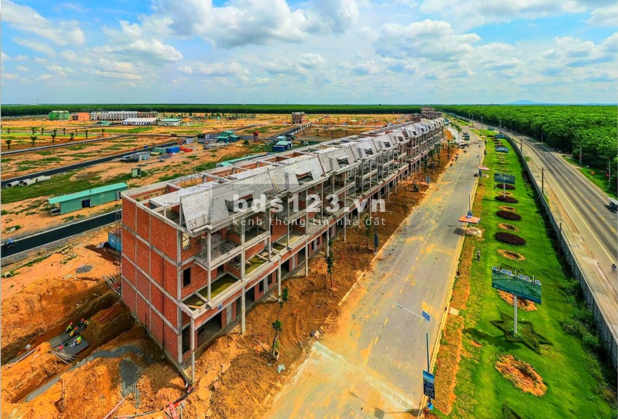 Bán đất nền ở sân bay Quốc Tế Long Thành ,đầu tư sinh lời cao LH 0981.946.210,,ngân hàng hỗ trợ cho Qúy Khách hàng 70% 10 năm đến 20 năm