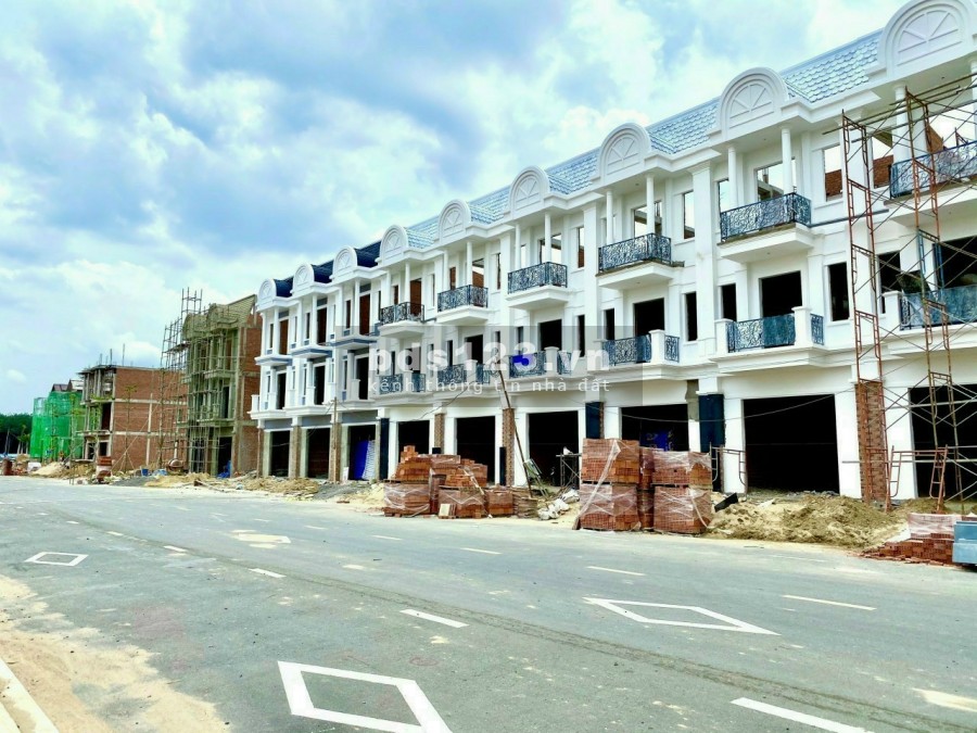 Đất nền sân Long Thành 2km, Century đô thị sân bay, sổ hồng riêng từng nền, giá 1.8 tỷ/nền