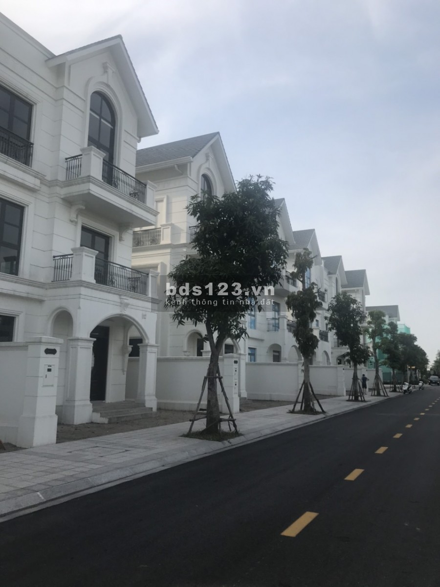 Càn bán gấp căn song lặp hoàn thiện pháp lí, giá 14 tỷ, thương lượng