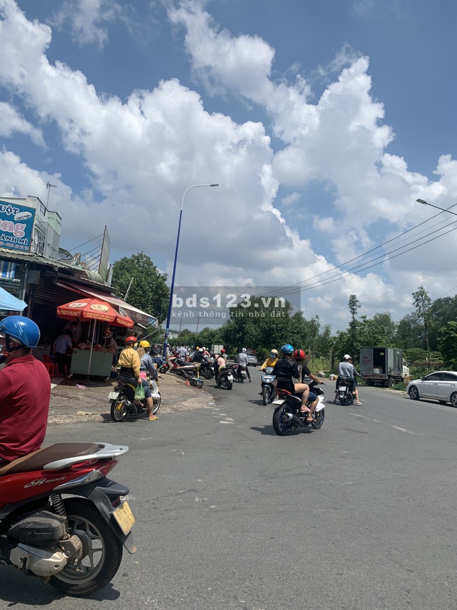 Chủ gửi bán nhanh cho nhà đầu tư, thông tin như sổ, giá bán 1.68 tỷ, liên hệ