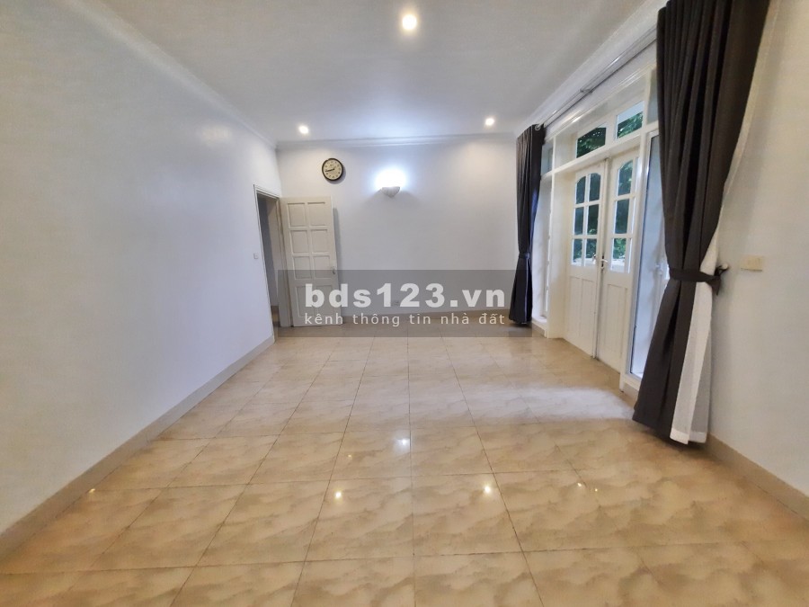 Bán biệt thự C1 Ciputra 345m2, 6 ngủ, đồ cơ bản. Giá liên hệ: 0973781843 Ánh.