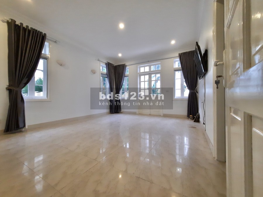 Bán biệt thự C1 Ciputra 345m2, 6 ngủ, đồ cơ bản. Giá liên hệ: 0973781843 Ánh.