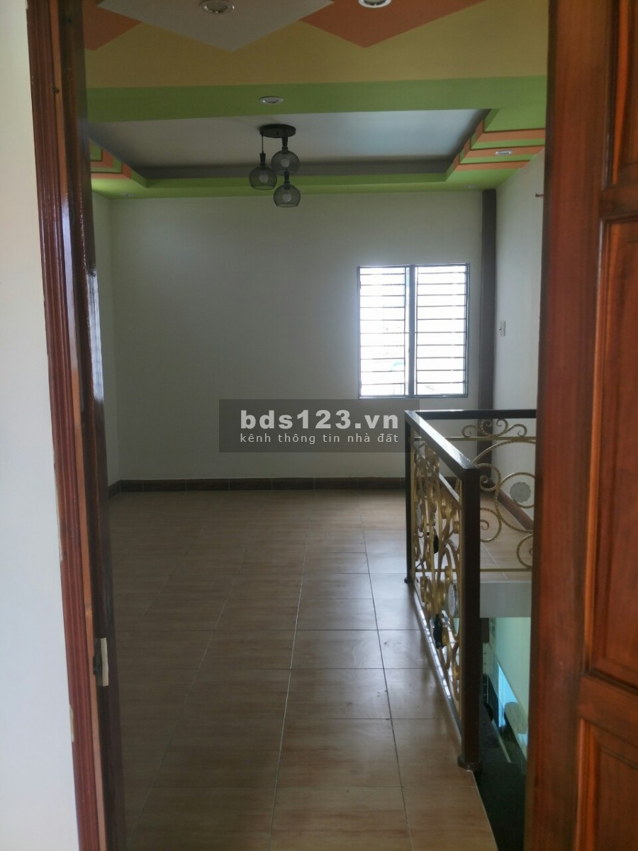 Nhà nguyên căn nở hậu phường Linh Đông, dt 2.35 tỷ, đường số 40, Thủ Đức