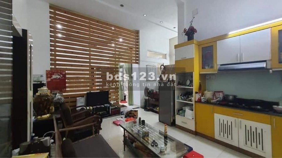 Chỉ hơn 100tr/m2 có ngay nhà mặt tiền PHAN VĂN TRỊ, hàng ngộp gần Tân Bình, Quận Phú Nhuận 175m2, LH 0909484131